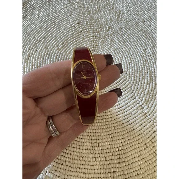 Vintage Women's Nelsonic Antimagnetic Handwind Mechanical Bangle‎ Watch Maroon - Picture 2 of 13